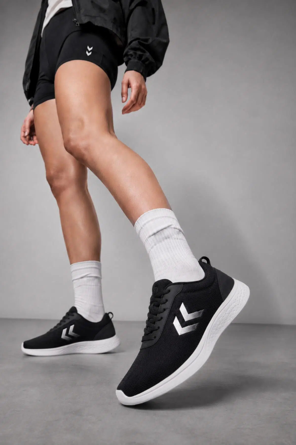 hummel Aerolite II 208200-2001 Unisex Spor Ayakkabı