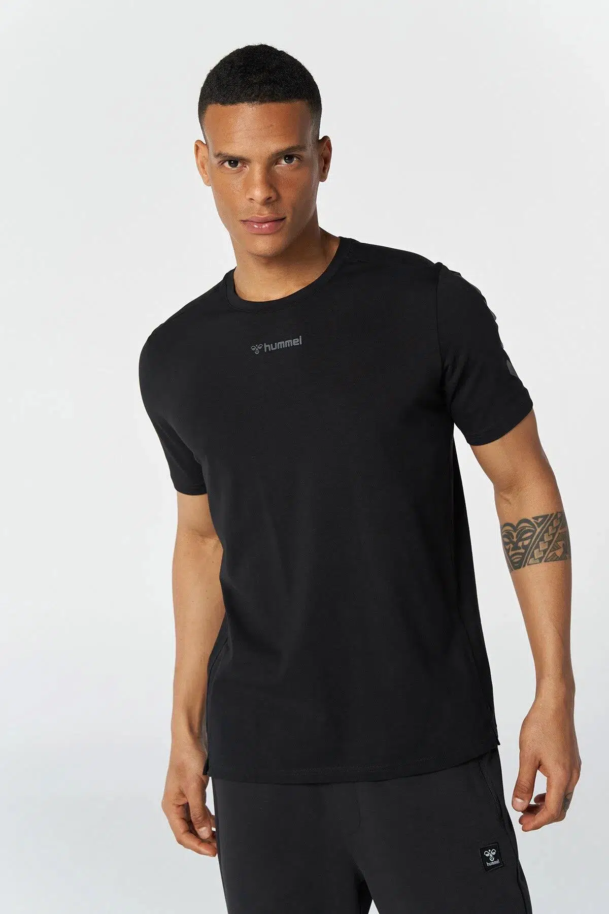 hummel Hmlt-mt Cobra 911606-2001 Siyah Erkek Tişört
