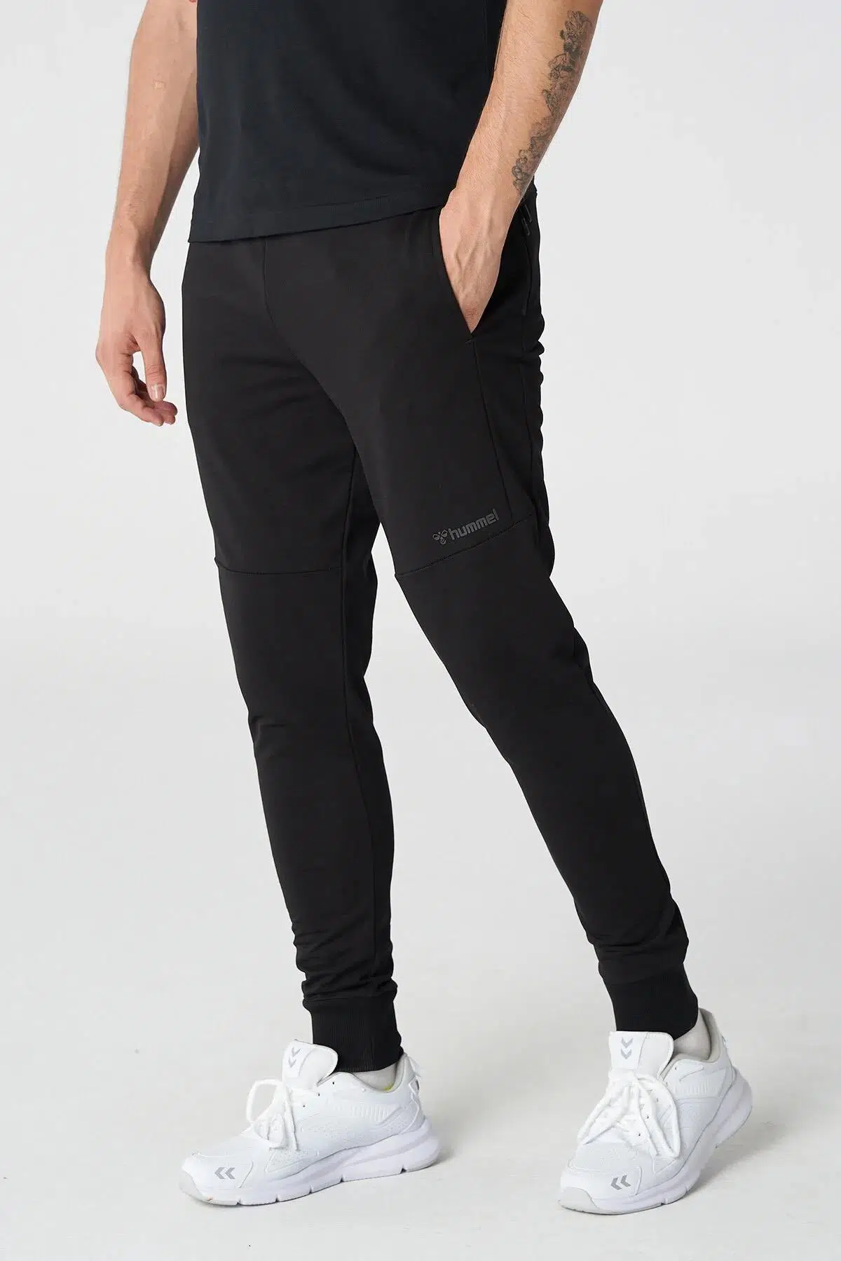 hummel Yissa 931902-2001 Siyah Erkek Eşofman Altı
