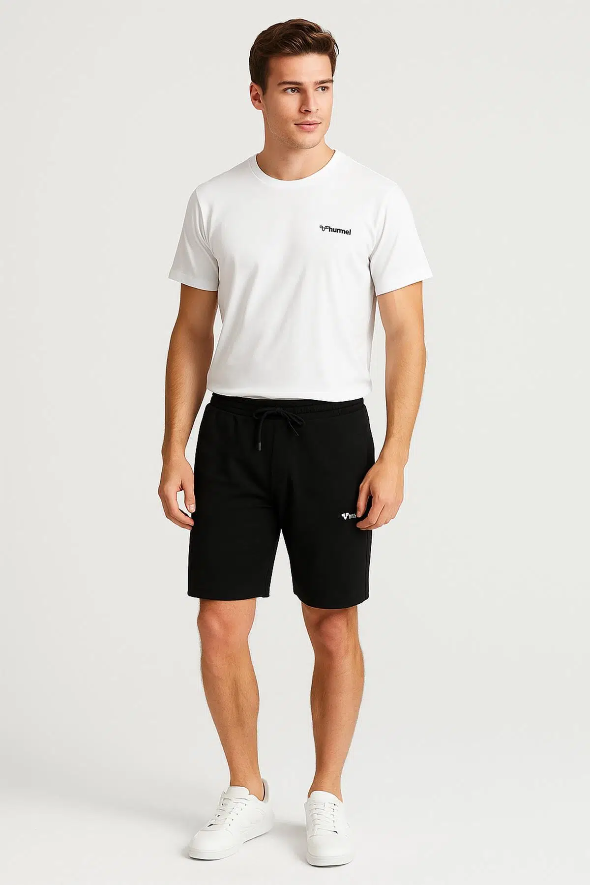 hummel Jullian 912390-9001-932511-2001 Beyaz Tişört / Siyah Şort Kombin (444 veritabanından da düşülecek)