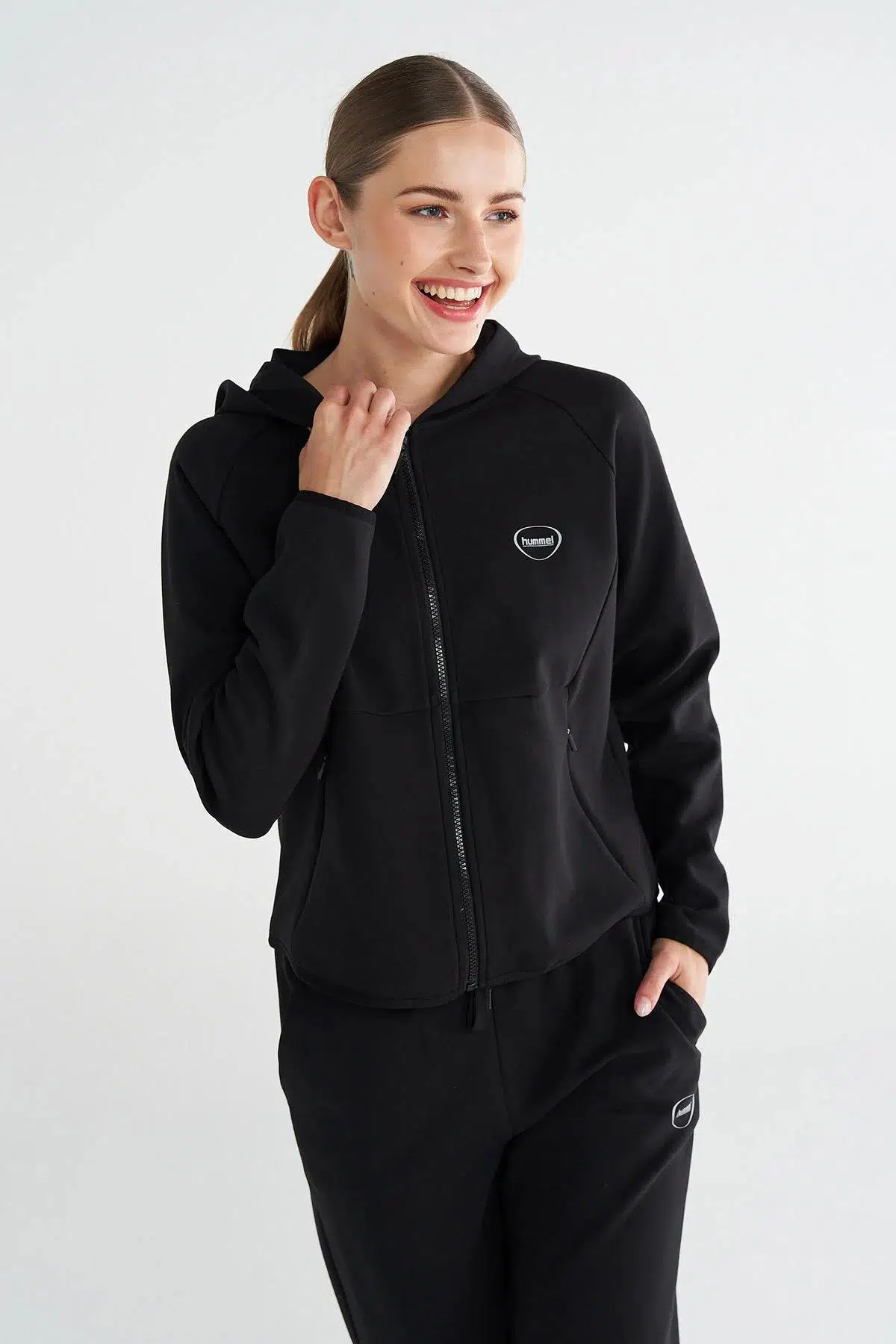 hummel Tech Zip Hoodie 922436-2001 Siyah Kadın Fermaurlı Hoodie