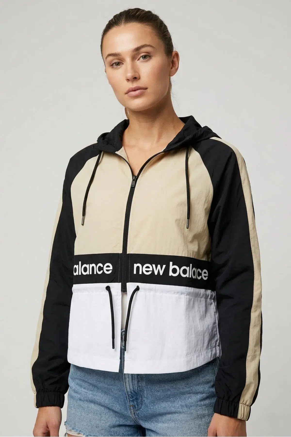 New Balance Lifestyle WNJ1527-BK Siyah/Krem Kadın Ceket