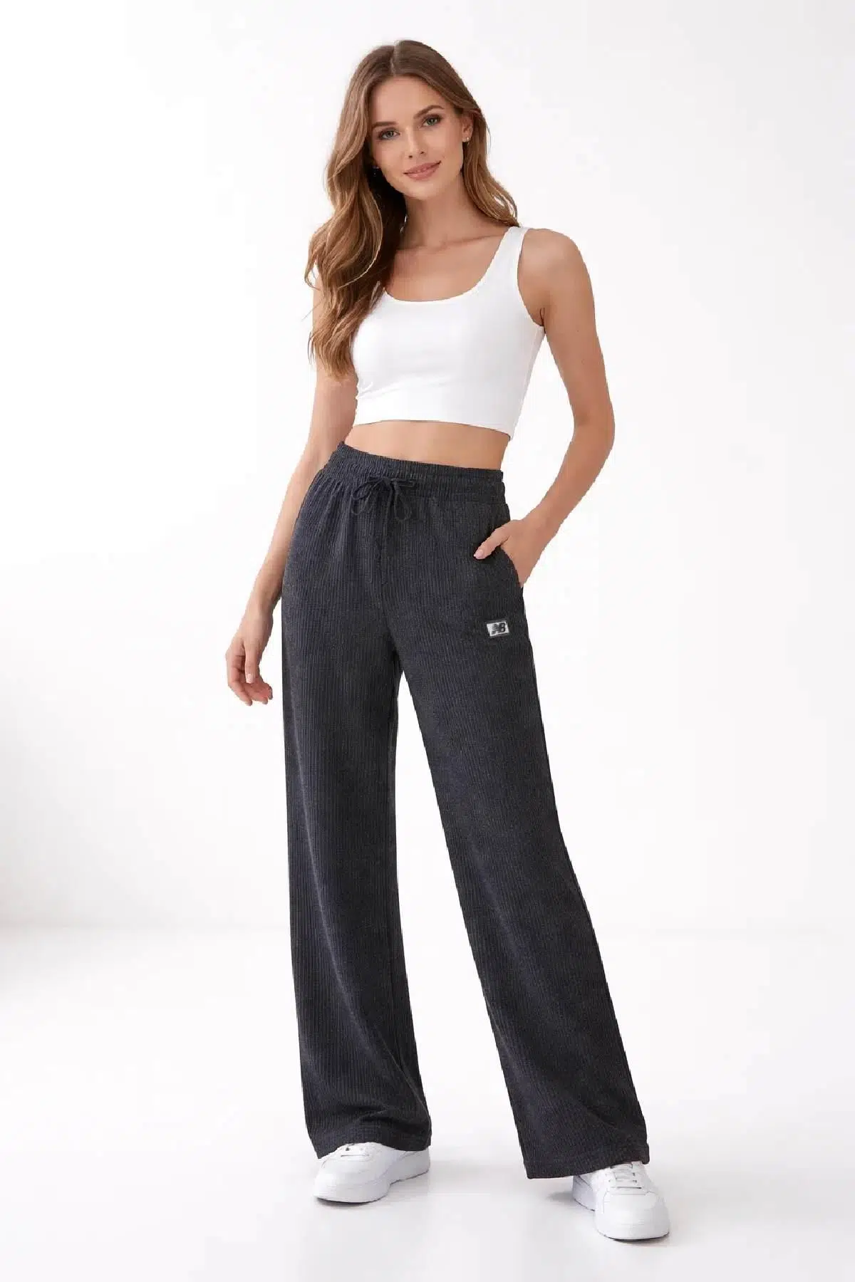 New Balance Lifestyle WNP1616-ANT Kadın Gri Eşofman Altı